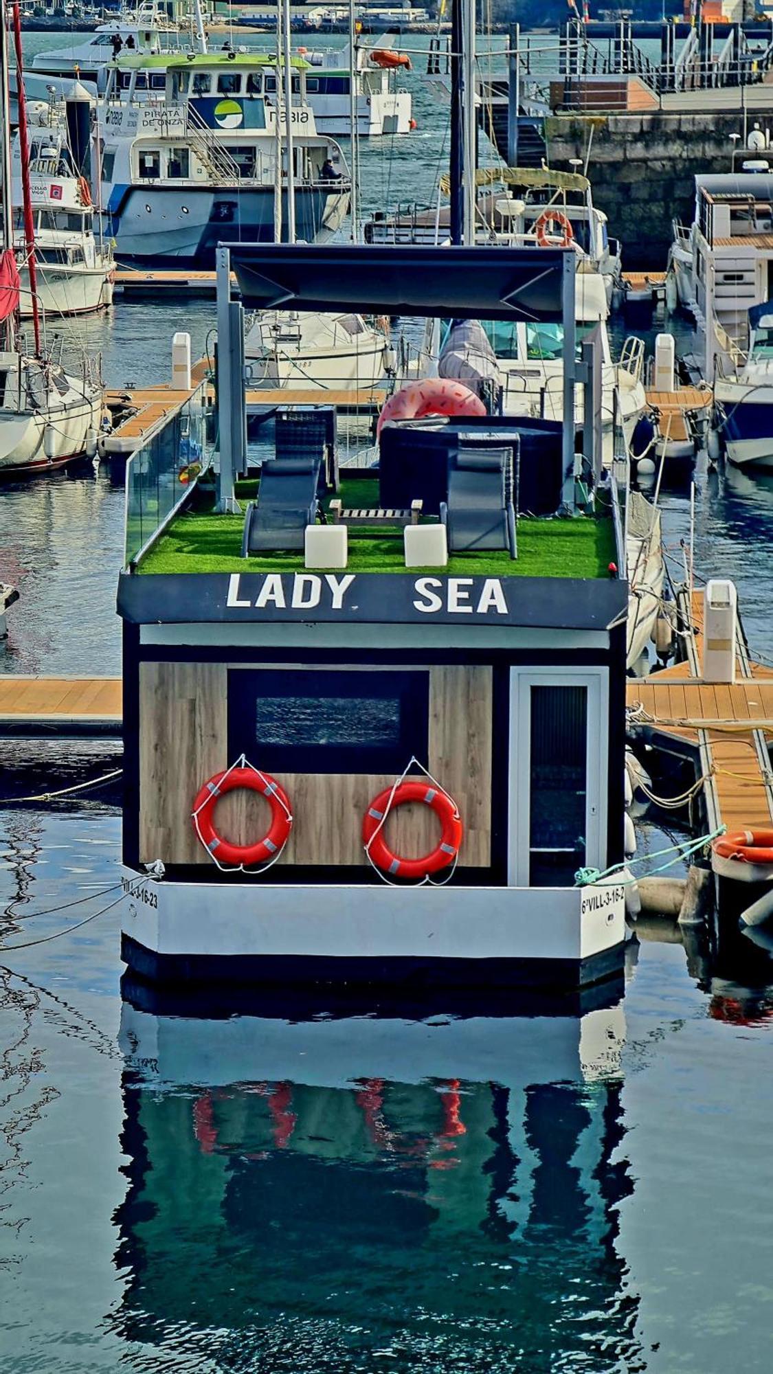 Barco-Apartamento En El Nautico De Vigo Exterior foto