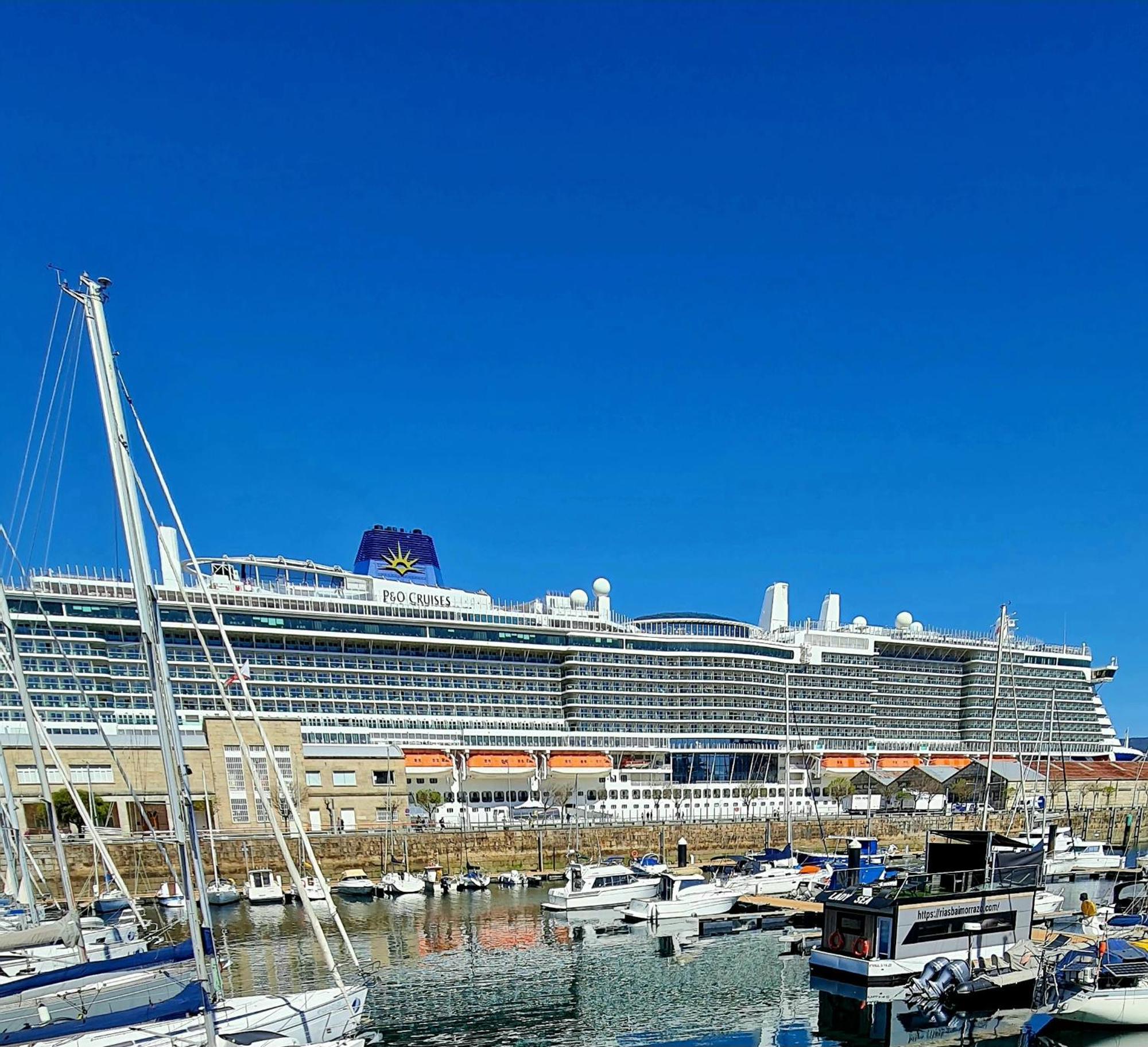 Barco-Apartamento En El Nautico De Vigo Exterior foto